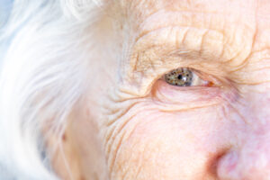 “Golden Thread” Stops Vision Loss in Its Tracks